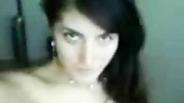 Красивые сиськи киргизской девушки
